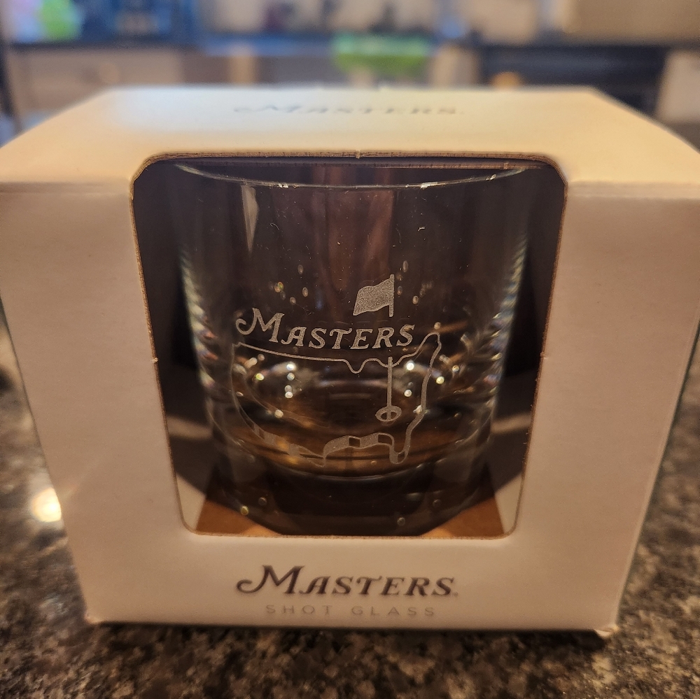 MASTERS collection authentic "shot glass"